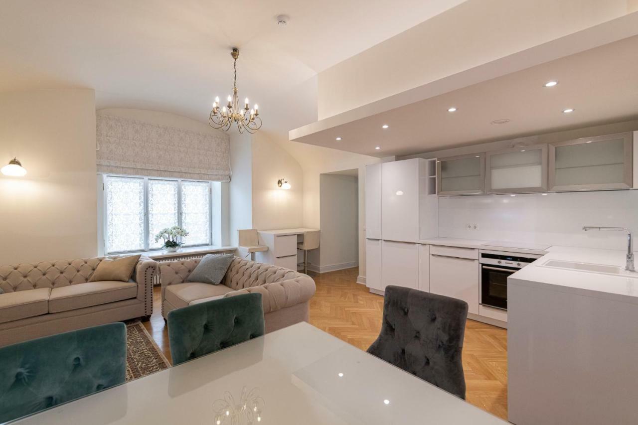 Tallinn Housing 2 Bdr 2 Bathroom With Sauna At Carl Engel Luxury House المظهر الخارجي الصورة