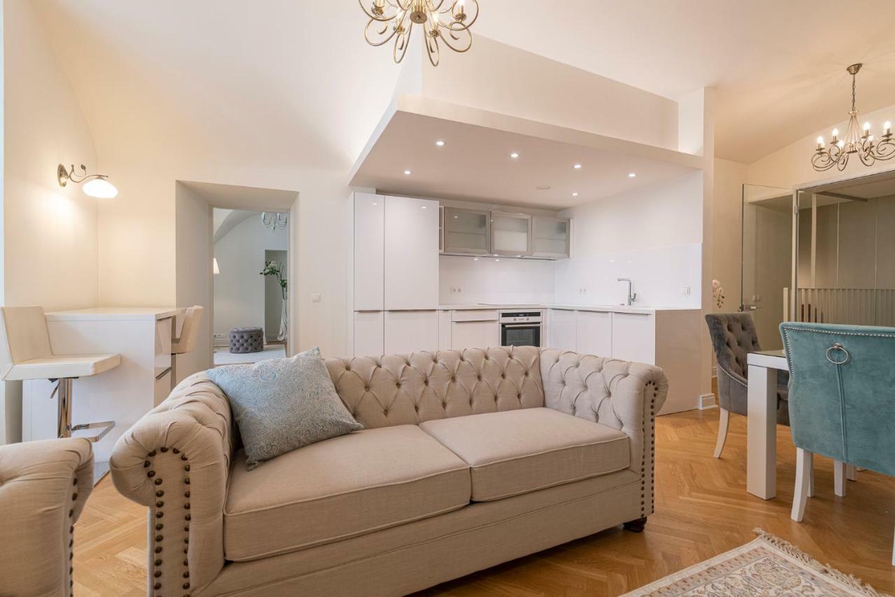 Tallinn Housing 2 Bdr 2 Bathroom With Sauna At Carl Engel Luxury House المظهر الخارجي الصورة